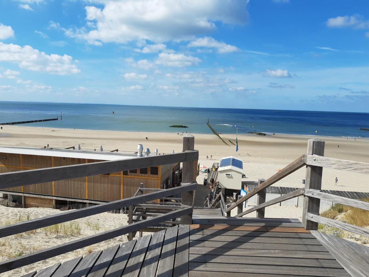 Tiny Batavia Adults Only Bed By The Sea Apartment *